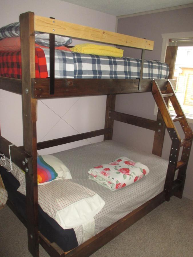 Nice Bunk Bed Whitehorse Exterior foto